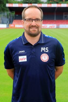 Fußball, GER, 3.Liga, Porträttermin 2016 2017, Fortuna Köln Betreuer Matthias Schäfer Offizieller Fototermin Fortuna Köln