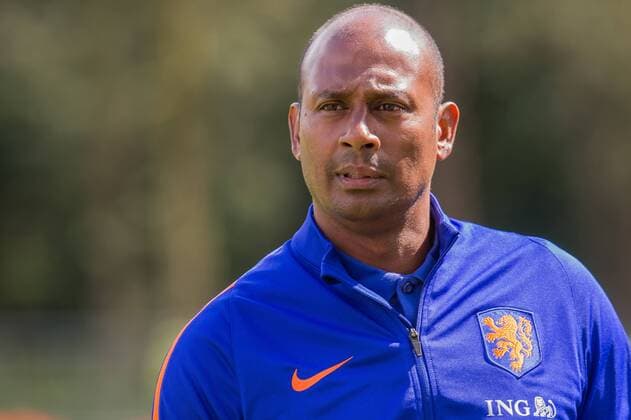 coach Aron Winter of The Netherlands U19 during a training session of Netherlands U19 at July 5, 2016 in Heelsum, The Netherlands. Netherlands U19 Training session 2016 2017 xVIxGerritxvanxKeulenxIVx 5792209
