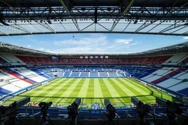Lyon, Frankreich, 06.07.2016, Europameisterschaft Halbfinale, Portugal - Wals, feature, Innenansicht Stade de Lyon ( DeFodi507