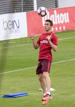 Atletico Madrid s Brazilian Diogo Jota takes part in the first training session of the 2016 2017 pre-season held at the team s sports city in Majadahonda, Madrid, Spain, 07 July 2016. The Spanish Primera Division League will start on 21 August 2016. Atletico Madrid training session !ACHTUNG: NUR REDAKTIONELLE NUTZUNG!  GRA121 20160707-636034917849408552