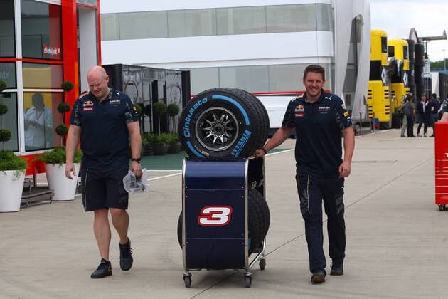 British Grand Prix, Silverstone 07 - 10 July 2016 07.07.2016 - Pirelli Tyres of Red Bull Racing 