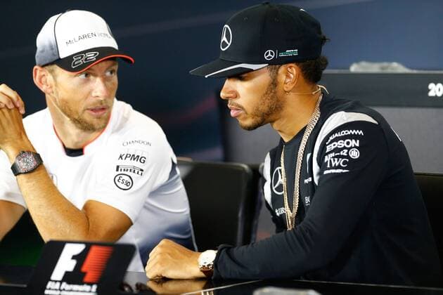 Motorsports: FIA Formula One World Championship WM Weltmeisterschaft 2016, Grand Prix of Great Britain, 22 Jenson Button (GBR, McLaren Honda Formula 1 Team), 44 Lewis Hamilton (GBR, Mercedes AMG Petronas Formula One Team), xHOCHxZWEIx
