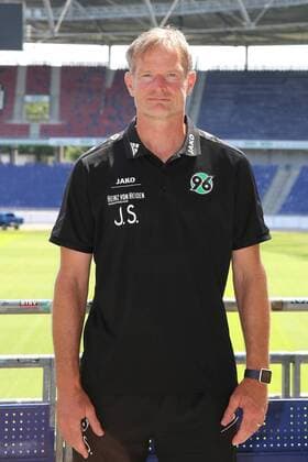 07.07.2016, Hannover Fussball, Fußball, GER, 2.BL, 2. Bundesliga, Portraettermin 2016-2017, Hannover 96, Torwarttrainer Joerg Sievers