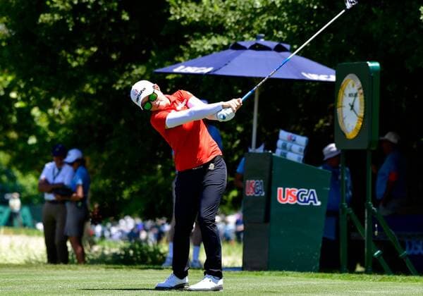 07 July 16: Ji Eun Hee tees off on 10 during the US Women s Open at CordeValle Golf Club in San Martin, CA. (Photo by Rob Sirota Icon Sportswire) GOLF: JUL 07 LPGA Golf Damen - U.S. Women s Open - First Round Icon16070718631 EDITORIAL USE ONLY