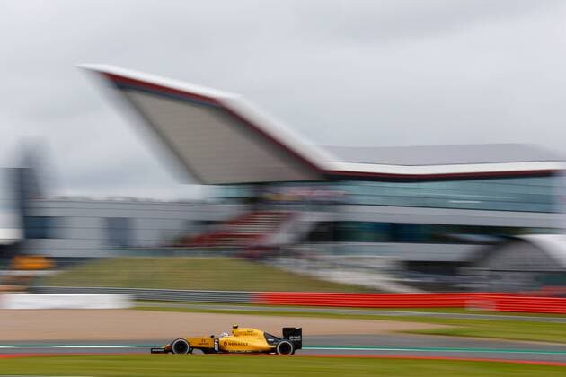 MotorSports: FIA Formula One World Championship WM Weltmeisterschaft 2016, Grand Prix of Great Britain, 30 Jolyon Palmer (GBR, Renault Formula 1 Team), xHOCHxZWEIx