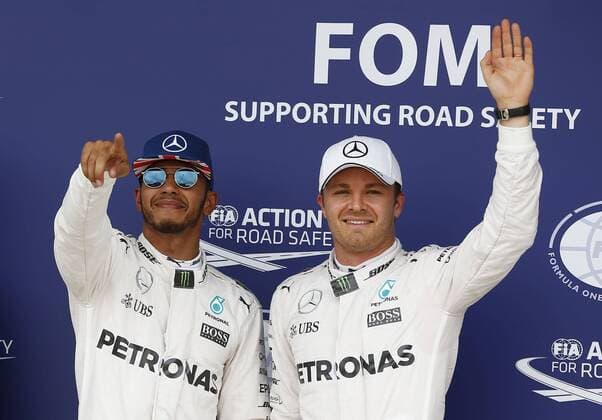 Motorsports: FIA Formula One World Championship WM Weltmeisterschaft 2016, Grand Prix of Great Britain, 44 Lewis Hamilton (GBR, Mercedes AMG Petronas Formula One Team), 6 Nico Rosberg (GER, Mercedes AMG Petronas Formula One Team), xHOCHxZWEIx