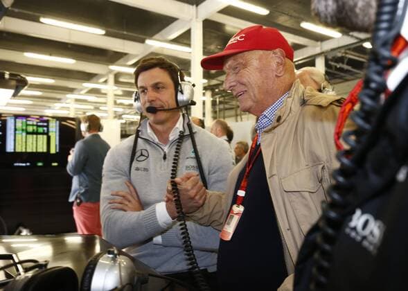 Motorsports: FIA Formula One World Championship WM Weltmeisterschaft 2016, Grand Prix of Great Britain, Toto Wolff (AUT, Mercedes AMG Petronas Formula One Team), Niki Lauda (AUT, Mercedes AMG Petronas Formula One Team), xHOCHxZWEIx