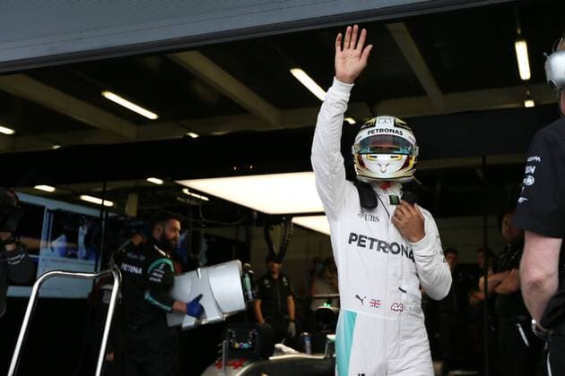 Motorsports: FIA Formula One World Championship WM Weltmeisterschaft 2016, Grand Prix of Great Britain, 44 Lewis Hamilton (GBR, Mercedes AMG Petronas Formula One Team), xHOCHxZWEIx