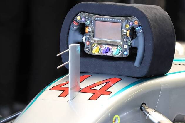 09.07.2016. Silverstone, Northants, England. Formula One British Grand Prix Qualifying on a damp circuit. Mercedes AMG Petronas W07 Hybrid & x2013; Lewis Hamilton steering wheel xLeannexBoonx  ActionPlus11759957