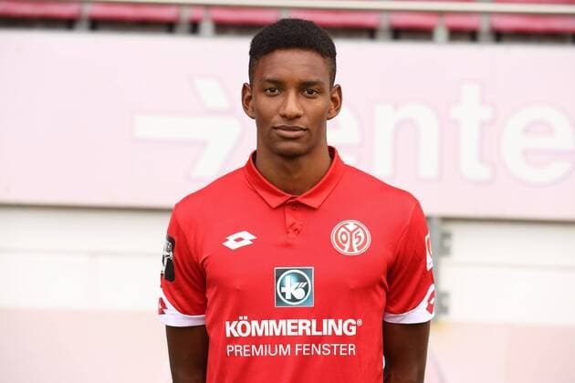 Fußball, 3. Liga, 1. FSV Mainz 05 II Porträttermin CHARMAINE HAEUSL FUSSBALL, GER, 3. LIGA, PORTRAETTERMIN 2016 17, MAINZ 05 U23, MAINZ 05 II 