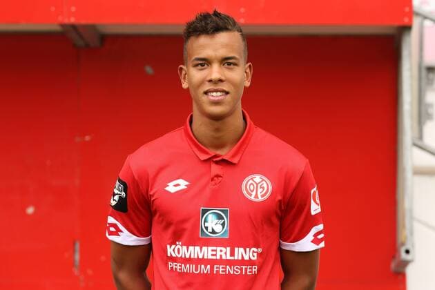 Fußball, 3. Liga, 1. FSV Mainz 05 II Porträttermin MARCEL COSTLY FUSSBALL, GER, 3. LIGA, PORTRAETTERMIN 2016 17, MAINZ 05 U23, MAINZ 05 II 