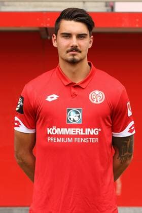 Fußball, 3. Liga, 1. FSV Mainz 05 II Porträttermin MAXIMILIAN ROSSMANN FUSSBALL, GER, 3. LIGA, PORTRAETTERMIN 2016 17, MAINZ 05 U23, MAINZ 05 II 