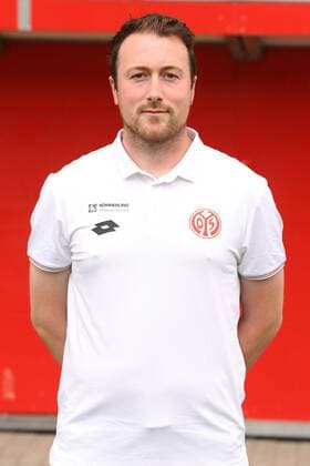 Fußball, 3. Liga, 1. FSV Mainz 05 II Porträttermin MICHAEL THOMAS PHSIOTHERAPEUT FUSSBALL, GER, 3. LIGA, PORTRAETTERMIN 2016 17, MAINZ 05 U23, MAINZ 05 II 