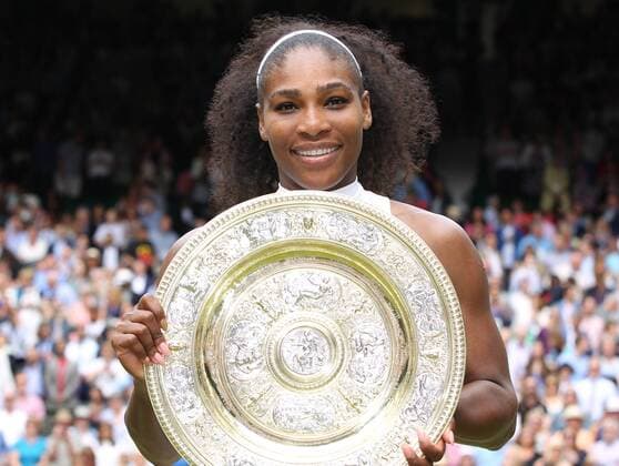 TENNIS - WTA Tennis Damen Wimbledon 2016 LONDON,ENGLAND,09.JUL.16 - TENNIS - WTA Tour, Wimbledon, Grand Slam, final. Image shows Serena Williams (USA). Keywords: trophy. GEPAxpictures xAlanxGrieves