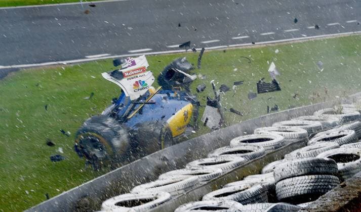 Crash, Marcus Ericsson, Sauber, F1 Team, formula 1 GP, Great Britain in Silverstone 09.07.2016 Photo:mspb Jerry Andre Crash, Marcus Ericsson, formula 1 GP, Great Britain