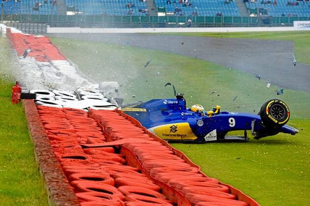 Qualifying training session of Great Britain F1 GP at Silverstone circuit. In this picture, Marcus Ericsson s accident. xRUBIOx  RV RACING PRESS