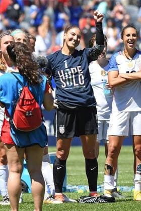 09 July 2016: United States goalkeeper Hope Solo (1) is congratulated after her victory over South Africa for her 100th shutout at Soldier Field in Chicago, IL. (Photo by Patrick Gorski Icon Sportswire) SOCCER: JUL 09 Women s - South Africa v USA Icon09071628 EDITORIAL USE ONLY