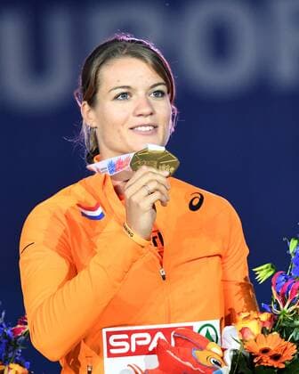 Amsterdam, Leichtathletik, Athletics, Track and Field, EAA, Leichtathletik EM Amsterdam 2016, European Championships Amsterdam, 06.07-10.07.2016, Olympiastadion Amsterdam, 100m Frauen Siegerehrung Dafne Schippers mit Gold Medaille, Copyright Gladys Chai von der Laage