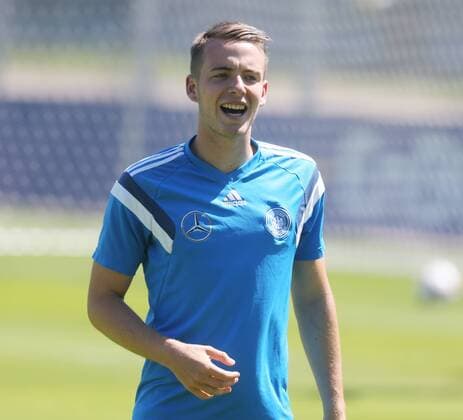 UEFA UNDER19 CHAMPIONSHIP Germany 2016 10.07.2016 UEFA UNDER19 CHAMPIONSHIP Germany 2016 Training DFB U19 Robert-Schlienz-Stadion VFB Stuttgart Max Besuschkow ( VFB Stuttgart)