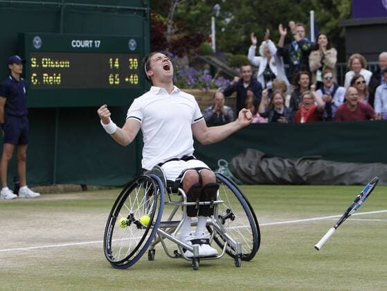 10.07.2016. All England Lawn Tennis and Croquet Club, London, England. The Wimbledon Tennis Championships Day 14. The Final of the Men s Wheelchair Singles between Stefan Olssen (SWE) and Gordon Reid (GBR). Gordon Reid celebrates as he wins the inaugural final in straight sets. xAlanxMartinx  ActionPlus11760308