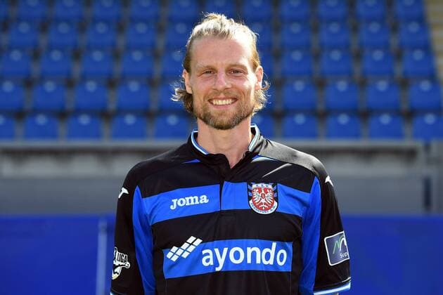 10.07.2016, Fußball, GER, 3.Liga, Portraettermin 2016 2017 FSV Frankfurt Fototermin, emspor v.l. Marc Heitmeier (FSV Frankfurt) Frankfurt am Main
