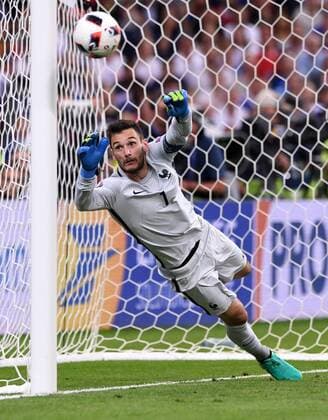 Fußball, EM Finale 2016 in Paris, Portugal - Frankreich 1:0 FUSSBALL EURO 2016 FINALE IN PARIS Portugal - Frankreich 10.07.2016 Torwart Hugo Lloris (Frankreich)