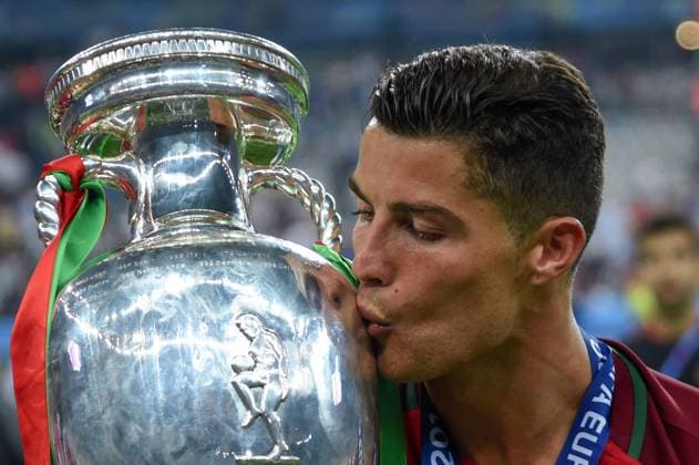 Cristiano Ronaldo dos Santos Aveiro (Portugal) Trophy ; July 10, 2016 - Football : UEFA EURO EM Europameisterschaft Fussball France 2016, Final : Portugal 1-0 France at Stade de France, Saint-Denis, France.; ; Noxthirdxpartyxsales  (ptmb_euro16_PORFRA_187)
