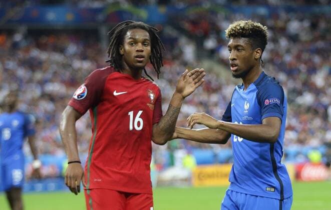 Fußball, EM Finale 2016 in Paris, Portugal - Frankreich 1:0 Paris, Fußball EM 2016 , Finale Portugal vs. Frankreich , von links: Renato Sanchez ( POR ) Kingsley Coman ( FRA )