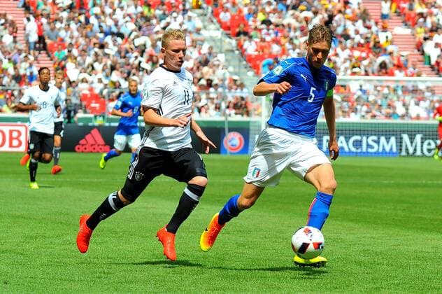 Philipp Ochs (GER, TSG 1899 Hoffenheim), Filippo Romagna (ITA). Deutschland, Stuttgart: Fussball, UEFA U19 (U 19) Chapionship: Deutschland vs Italien am 11.07.2016, Mercedes-Benz Arena.