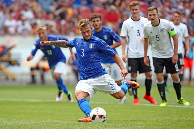 Frederico Dimarco ( Italien ) beim Elfmeter, Deutschland vs. Italien, U-19-Fussball-Europameisterschaft 2016 , Fussball, 11.07.2016, Stuttgart Copyright: Langerx xEibner-Pressefoto EP_HLR