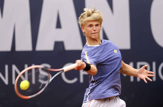 Foto : Marvin Moeller (GER) bekam eine Wildcard Tennis German Open in Hamburg Mon. 11.07.2016