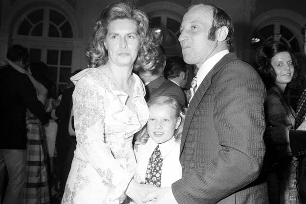 Uwe Seelers Abschiedsparty 1972 in Hamburg, Uwe Seeler mit Frau Ilka und Tochter