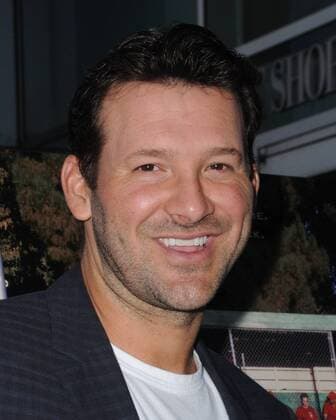 Tony Romo bei der Undrafted Premiere in Hollywood July 11, 2016 - Hollywood, CA, United States - 11 July 2016 - Hollywood, California. Tony Romo. Arrivals for the Los Angeles premiere of Vertical Entertainment s Undrafted held at Arclight Hollywood. Photo Credit: Undrafted Los Angeles Premiere - ZUMAa123