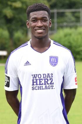 Fußball 3. Liga, Porträttermin 2016 2017 VfL Osnabrück am 12.07.2016 in der Sportpark Illoshöhe in Osnabrück Kwasi Okyere Wriedt (Osnabrueck) mt