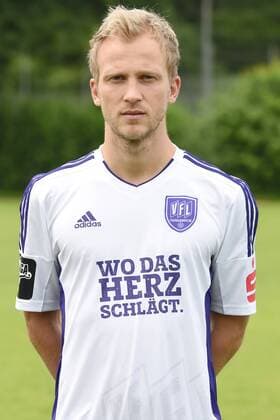 Fußball 3. Liga, Porträttermin 2016 2017 VfL Osnabrück am 12.07.2016 in der Sportpark Illoshöhe in Osnabrück Kim Falkenberg (Osnabrueck) mt