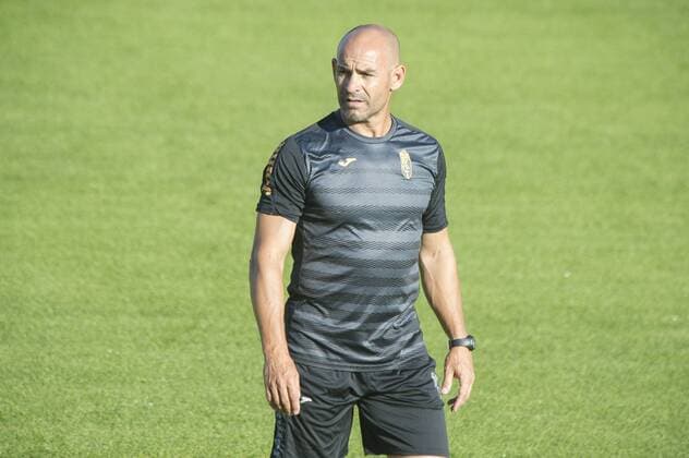 Paco Jemez. Preseason training session of Granada CF. In this picture, the new Granada coach, Paco Jemez. xMIGUELxANGELxMOLINAx 