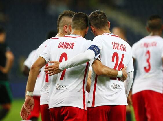 SOCCER - CL quali, RBS vs Liepaja SALZBURG,AUSTRIA,12.JUL.16 - SOCCER - UEFA Champions League, qualification, Red Bull Salzburg vs FK Liepaja. Image shows the rejoicing of Munas Dabbur and Jonatan Soriano (RBS). GEPAxpictures xFelixxRoittner