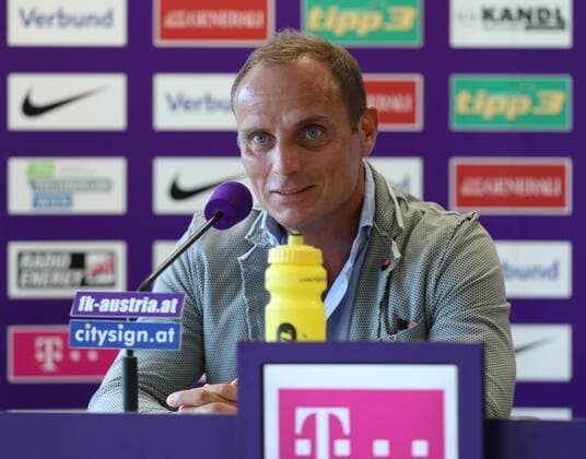 SOCCER - EL quali, A.Wien vs Kukesi VIENNA,AUSTRIA,13.JUL.16 - SOCCER - UEFA Europa League, qualification, FK Austria Wien vs FK Kukesi, preview, press conference PK Pressekonferenz of A.Wien. Image shows press officer Christoph Pflug (A.Wien). GEPAxpictures xChristianxOrt