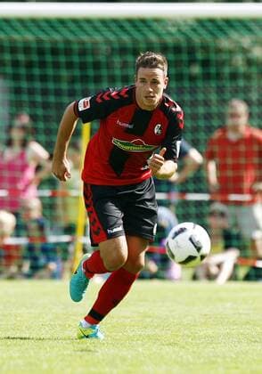 SC March - SC Freiburg Christian GUENTER (GÜNTER), SCF am Ball, Freisteller, Einzelbild, Aktion hoch, Fußball 1. BL Saison 2016 2017, Vorbereitung, Testspiel