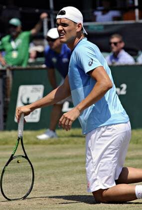 July 13, 2016:Frank Dancevic (CAN) reacts after missing a shot in his round of 16 match vs. Ivo Karlovic (CRO) at the 2016 Hall of Fame Championships held at the Casino at Newport, R.I. This ATP Tennis Herren match was won by Karlovic 3-6,7-6 (7-5), 6-4. Tennis 2016: Hall of Fame Championships JUL, 16 - ZUMAc04_