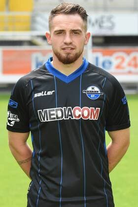Fußball 3. Liga, Porträttermin 2016 2017 SC Paderborn 07 am 13.07.2016 in der Benteler-Arena in Paderborn Pascal Itter (Paderborn) mt