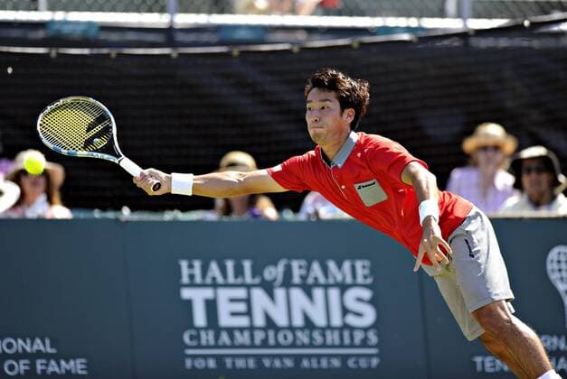 July 13, 2016: Yuichi Sugita (JPN) stretches to hit a forehand in his round of 16 match vs. Steve Johnson (USA) at the Hall of Fame Championships held at the Casino at Newport, R.I. This ATP Tennis Herren match was won by Johnson 6-1, 6-4. Tennis 2016: Hall of Fame Championships JUL, 16 - ZUMAc04_