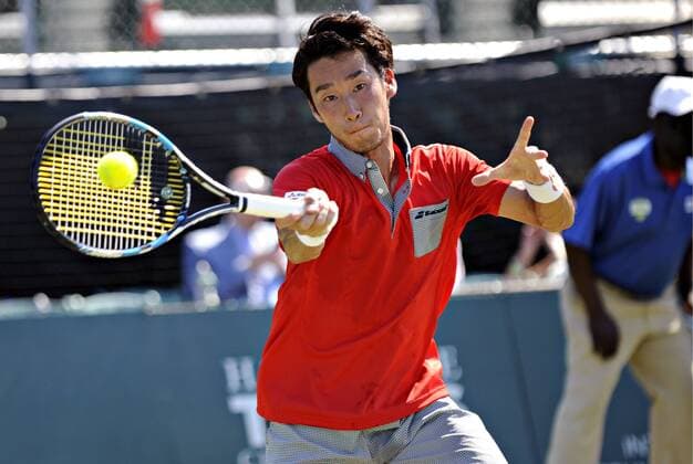 July 13, 2016: Yuichi Sugita (JPN) hits a forehand in his round of 16 match vs. Steve Johnson (USA) at the Hall of Fame Championships held at the Casino at Newport, R.I. This ATP Tennis Herren match was won by Johnson 6-1, 6-4. Tennis 2016: Hall of Fame Championships JUL, 16 - ZUMAc04_