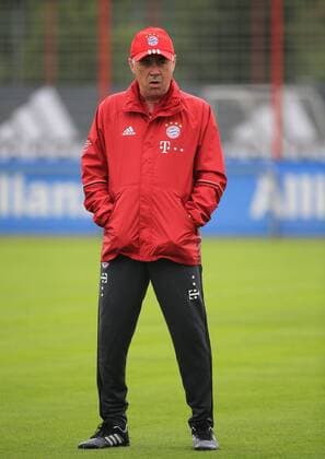 14.07.2016, 1.BL, FC Bayern Training, Säbenerstrasse Muenchen, Fussball, im Bild: Trainer Carlo Ancelotti (FCB)