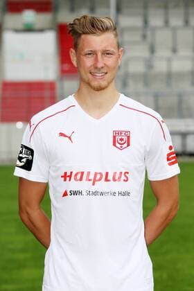 Hallescher FC Fußball Saison 2016-17 Halle Saale, 14.07.2016, Fußball, 3.Liga, GER, Porträttermin 2016 2017. , Hallescher FC , Im Bild: Tobias Schilk ,