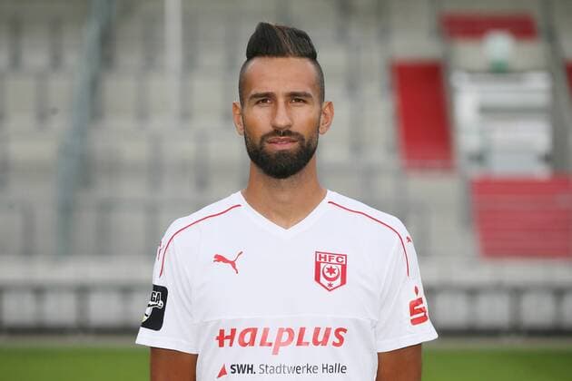 Hallescher FC Fußball Saison 2016-17 Halle Saale, 14.07.2016, Fußball, 3.Liga, GER, Porträttermin 2016 2017. , Hallescher FC , Im Bild: Benjamin Pintol ,