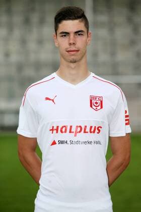 Hallescher FC Fußball Saison 2016-17 Halle Saale, 14.07.2016, Fußball, 3.Liga, GER, Porträttermin 2016 2017. , Hallescher FC , Im Bild: Gregor Schlichting ,