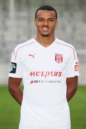 Hallescher FC Fußball Saison 2016-17 Halle Saale, 14.07.2016, Fußball, 3.Liga, GER, Porträttermin 2016 2017. , Hallescher FC , Im Bild: Marvin Ajani,