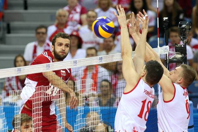 Volleyball, FIVB World League, Polen - Serbien 14.07.2016 KRAKOW TAURON ARENA - Nationalteam - ( MEN S VOLLEYBALL ) - FINAL SIX ( FIVB WORLD LEAGUE FINALS KRAKOW 2016 ) - POLSKA -SERBIA ( GAME POLAND -SERBIA) NZ (L) MATEUSZ MIKA -  20160714CSJP3005