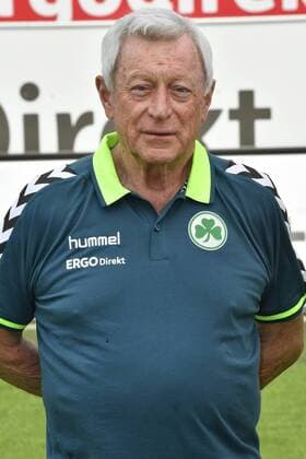 14.07.2016 - SpVgg Greuther Fürth Fuerth - 2. Fußball Bundesliga BL - Saison 2016 2017 - Fototermin Porträttermin - - Dr. Harald Hauer (Teamarzt SpVgg Greuther Fürth ) - Einzelbild Einzelfoto Portrait Porträt Kopfbild